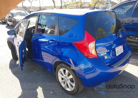 2015 Nissan Versa Note Sl из США, поврежденный, VIN 3N1CE2CP7FL429458